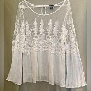 torrid White Sheer Lace Peasant Blouse Size L